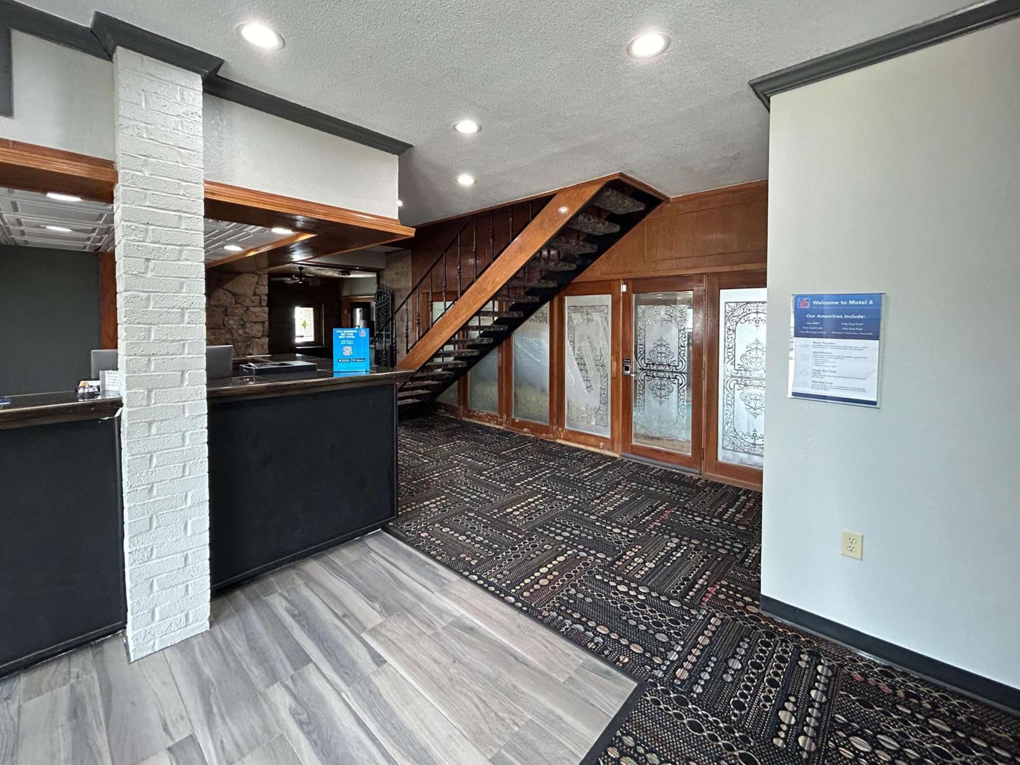 Motel 6 Ada Ok Exterior photo