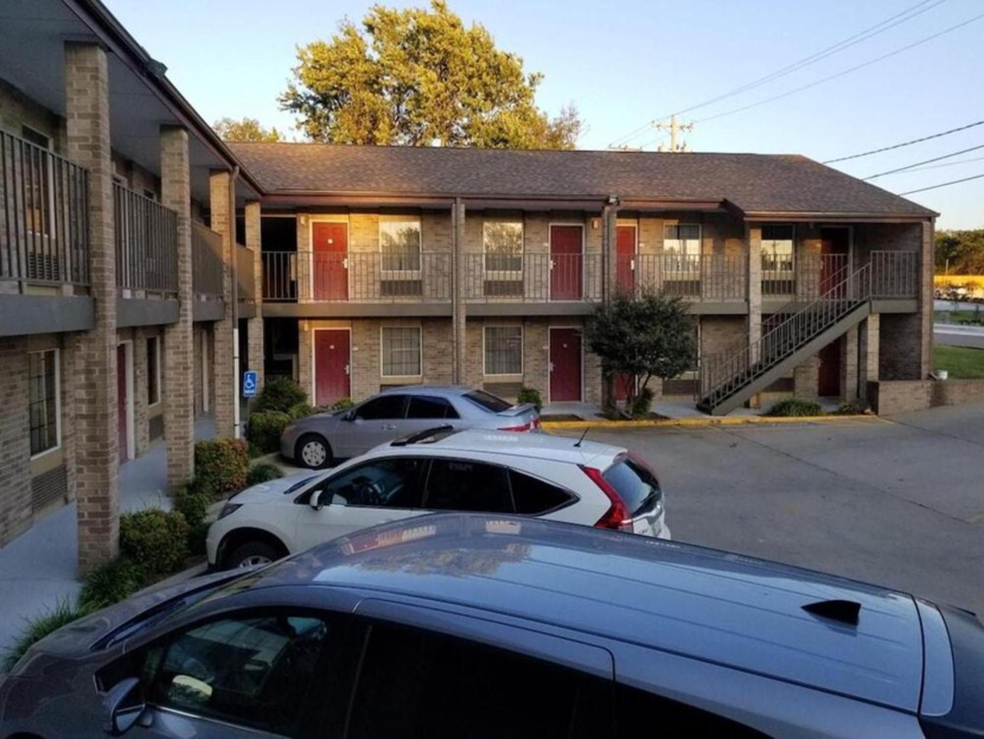 Motel 6 Ada Ok Exterior photo